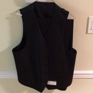 Sean Jean mens black suit with vest 42l 36 waist 32 leg